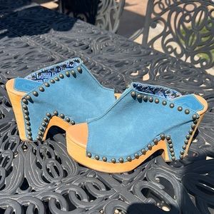 DINGO Wedges 💙